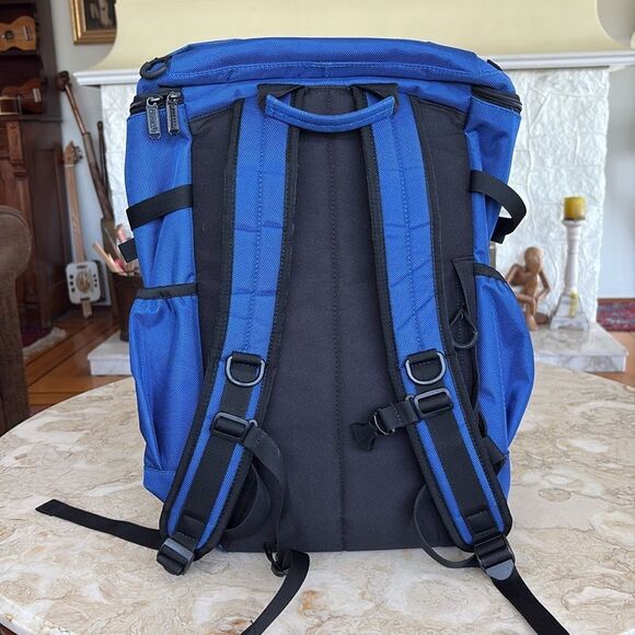 Michael Linnell Reflector Line Toss Pack Backpack Royal Blue Large Unisex - Picture 3 of 15